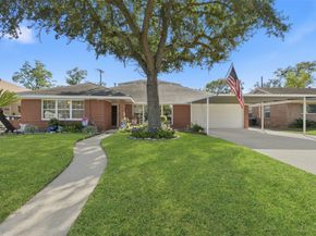 5125 Nina Lee Lane, Houston TX 77092