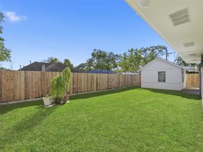5125 Nina Lee Lane, Houston TX 77092