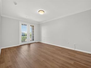 7575 Kirby Drive 1303, Houston TX 77030