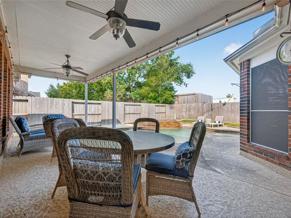 15922 Clipper Pointe Drive, Cypress TX 77429