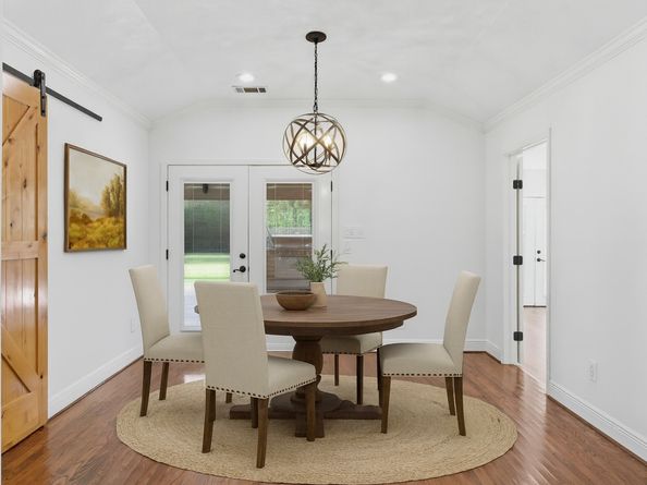 1320 Woodvine Drive, Houston TX 77055