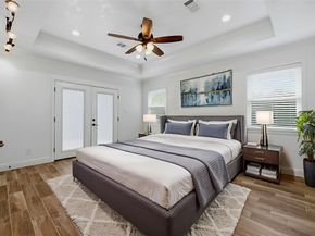 1320 Woodvine Drive, Houston TX 77055