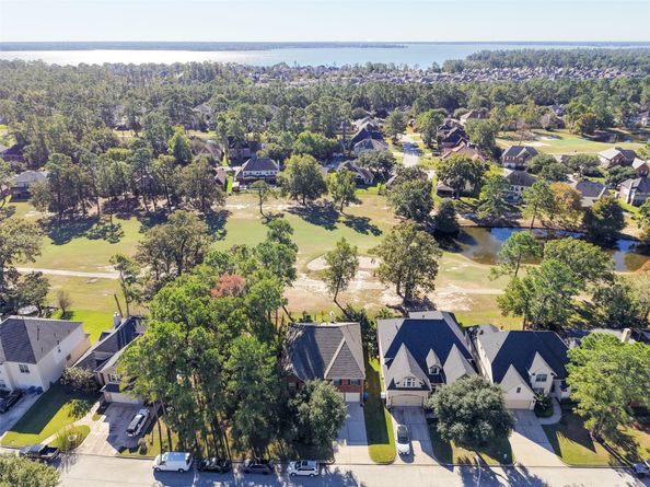 8402 Hunters Village Drive, Humble TX 77346