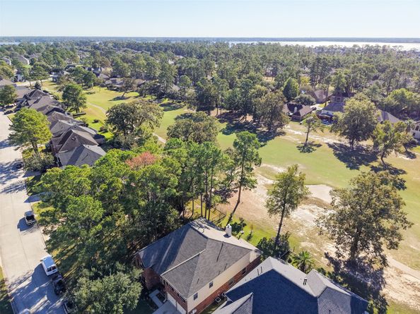 8402 Hunters Village Drive, Humble TX 77346