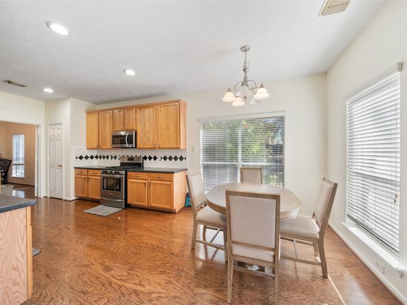 8402 Hunters Village Drive, Humble TX 77346