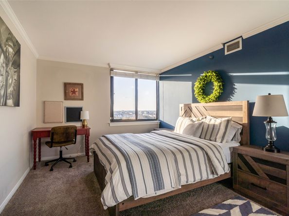 3525 Sage Road 1315, Houston TX 77056