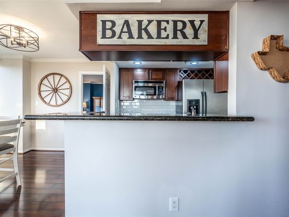 3525 Sage Road 1315, Houston TX 77056