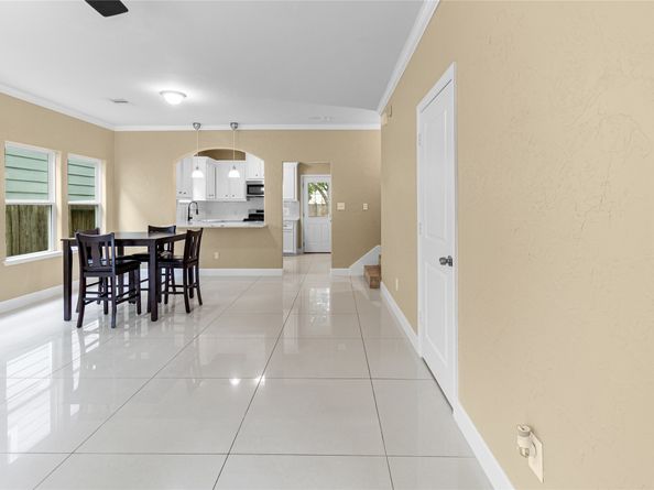 14142 Packard Street, Houston TX 77040