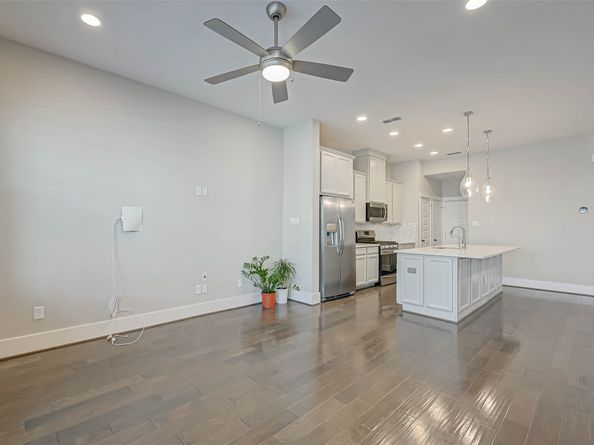 2022 Tarfite Place, Houston TX 77077