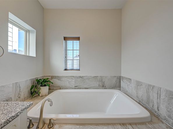 2022 Tarfite Place, Houston TX 77077