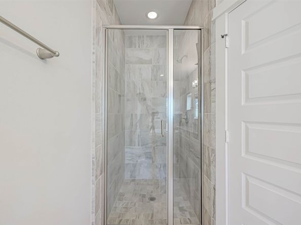 2022 Tarfite Place, Houston TX 77077