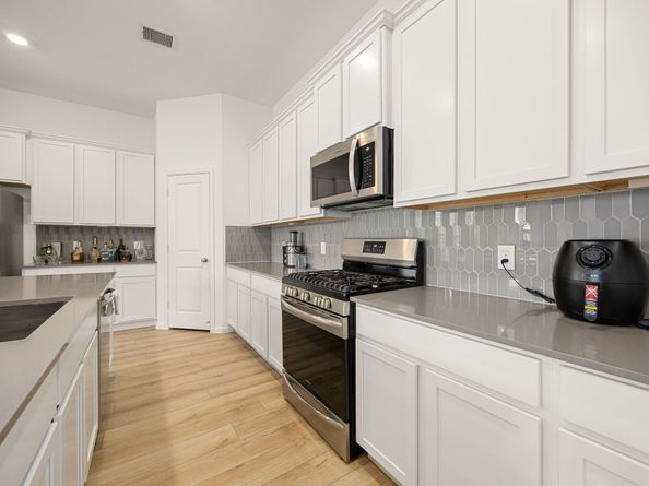 18970 Lazzaro Springs Drive, New Caney TX 77357