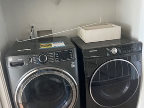 6111 Beverly Hill Street 78, Houston TX 77057