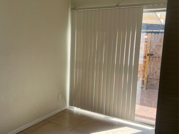 6111 Beverly Hill Street 78, Houston TX 77057