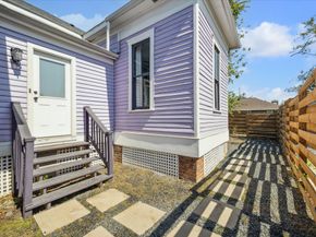 1920 Fulton Street, Houston TX 77009