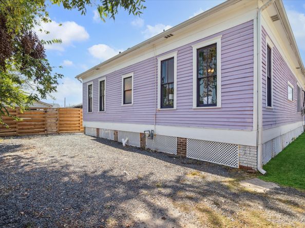 1920 Fulton Street, Houston TX 77009