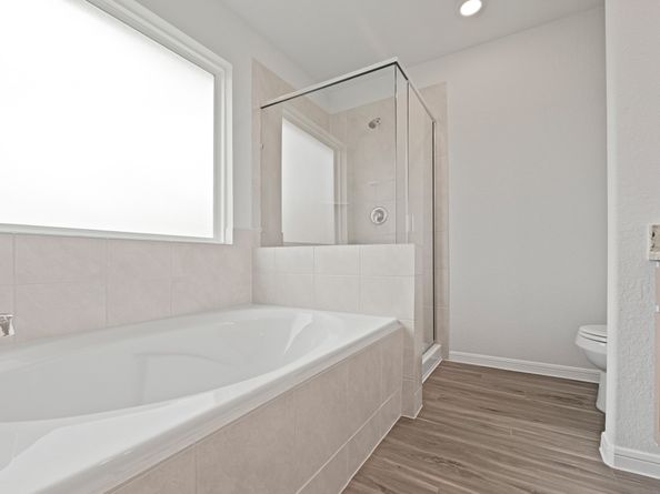 2214 Thorpe Grove Court, Houston TX 77090