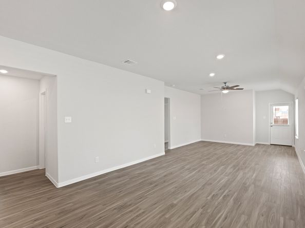 2214 Thorpe Grove Court, Houston TX 77090