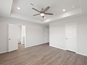 2214 Thorpe Grove Court, Houston TX 77090