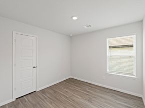 2214 Thorpe Grove Court, Houston TX 77090
