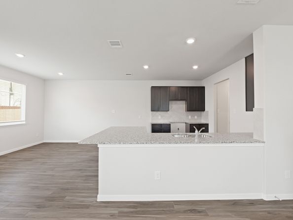2206 Thorpe Grove Court, Houston TX 77090