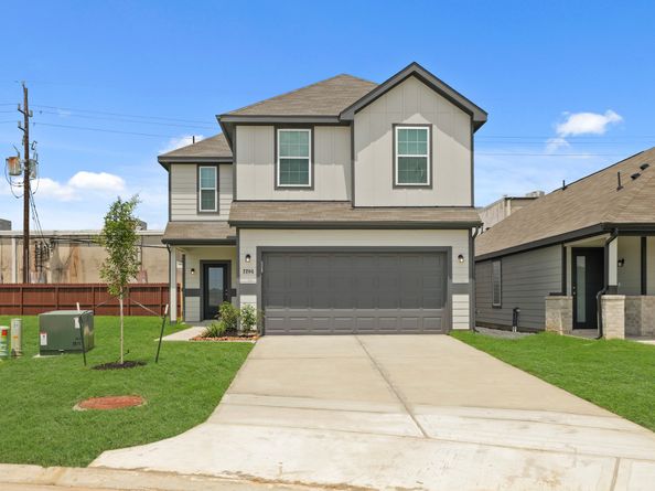2206 Thorpe Grove Court, Houston TX 77090