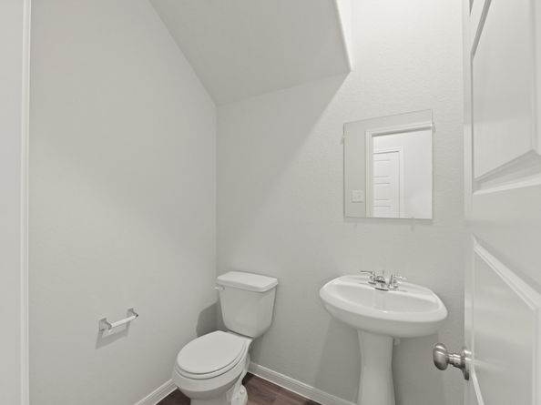 2206 Thorpe Grove Court, Houston TX 77090