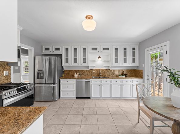 1102 Winston Street, Houston TX 77009