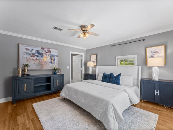 1102 Winston Street, Houston TX 77009