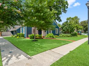 1102 Winston Street, Houston TX 77009