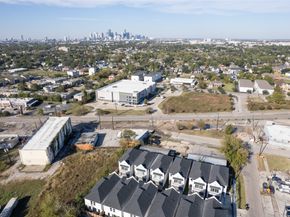 5906 Saint Augustine Street C, Houston TX 77021