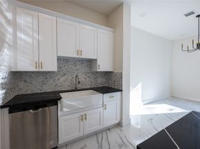 5906 Saint Augustine Street C, Houston TX 77021