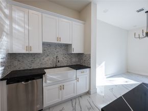 5906 Saint Augustine Street C, Houston TX 77021