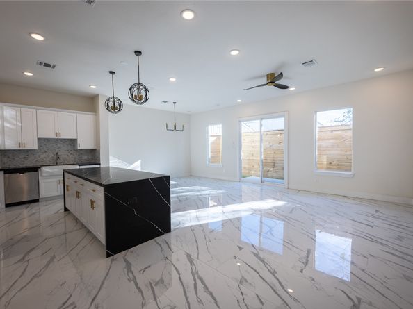 5906 Saint Augustine Street C, Houston TX 77021