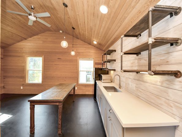 1202 Archer Street, Houston TX 77009