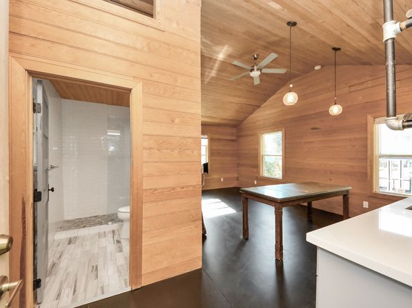 1202 Archer Street, Houston TX 77009