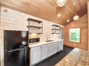 1202 Archer Street, Houston TX 77009