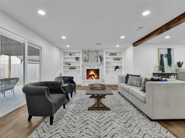 2726 Stetson Lane, Houston TX 77043