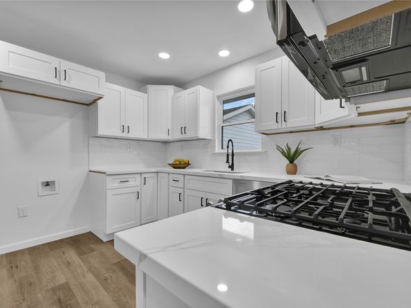 2726 Stetson Lane, Houston TX 77043