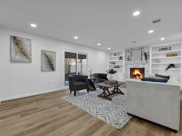 2726 Stetson Lane, Houston TX 77043