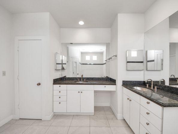 2436 Bissonnet Street 8, Houston TX 77005