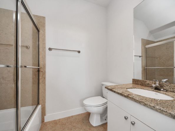 2436 Bissonnet Street 8, Houston TX 77005