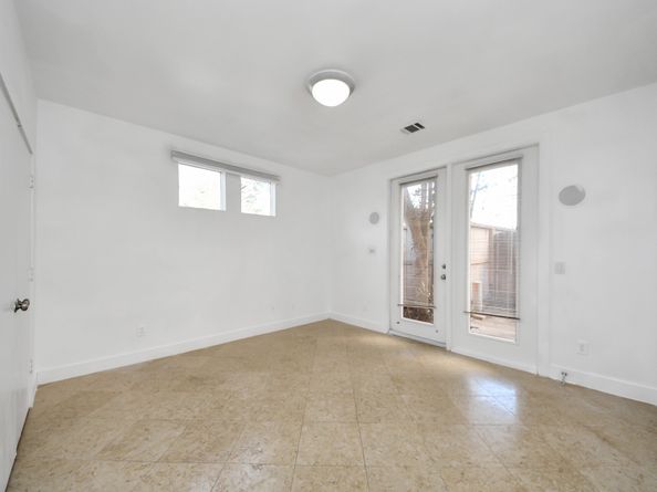 2436 Bissonnet Street 8, Houston TX 77005