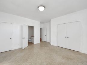 2436 Bissonnet Street 8, Houston TX 77005