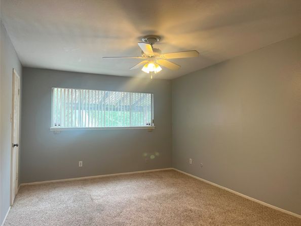 13004 Trail Hollow Drive A, Houston TX 77079