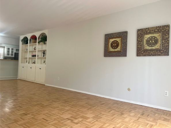 13004 Trail Hollow Drive A, Houston TX 77079