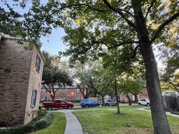 13004 Trail Hollow Drive A, Houston TX 77079