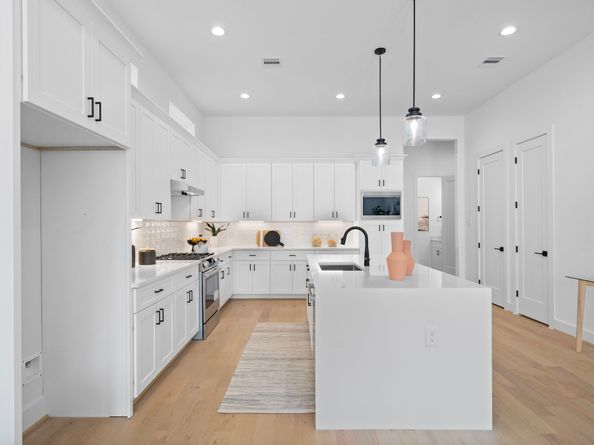 1524 W 21st St, Houston TX 77008