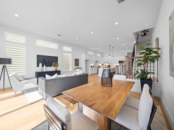 1524 W 21st St, Houston TX 77008