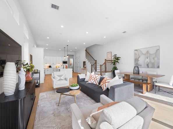 1524 W 21st St, Houston TX 77008